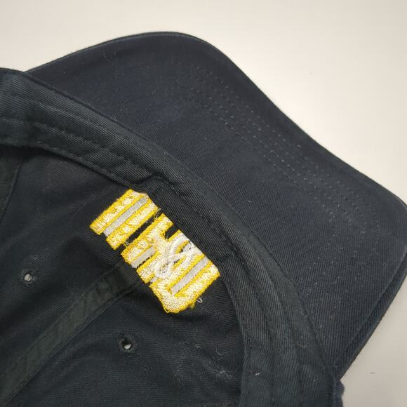 UH&D Strapback Baseball Cap Black One Size Embroidered Classic Cut Ultra Club - Picture 8 of 9